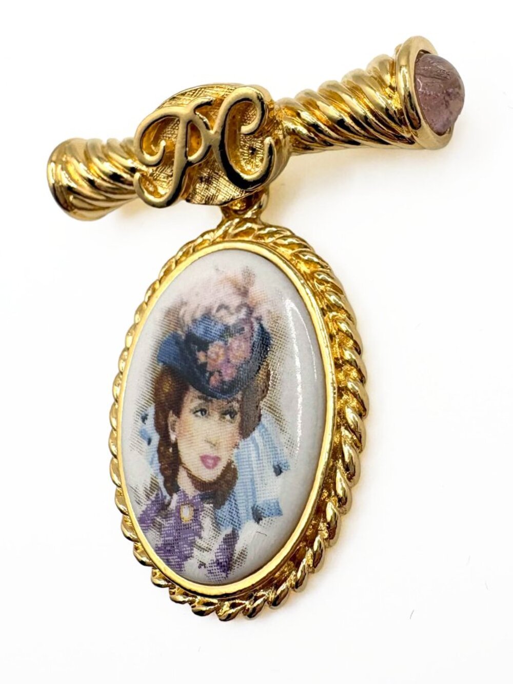 Avon 1996-97 President’s Club Award Brooch - Picture 2 of 8